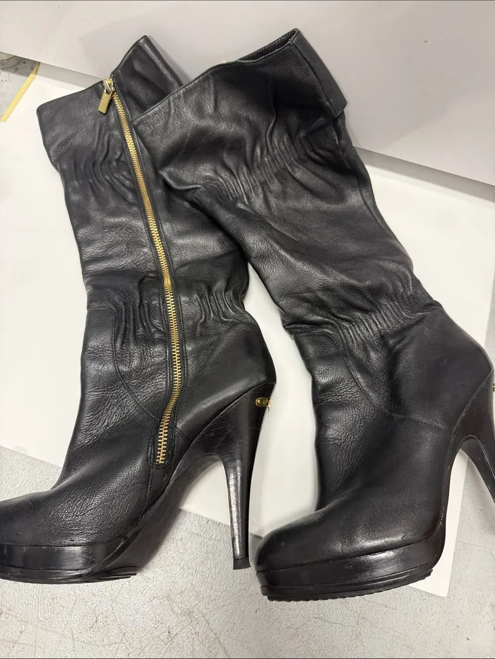 Michael Kors Soze 7.5 Black Leather Slouch Knee-High Heeled Boots - LIKE NEW